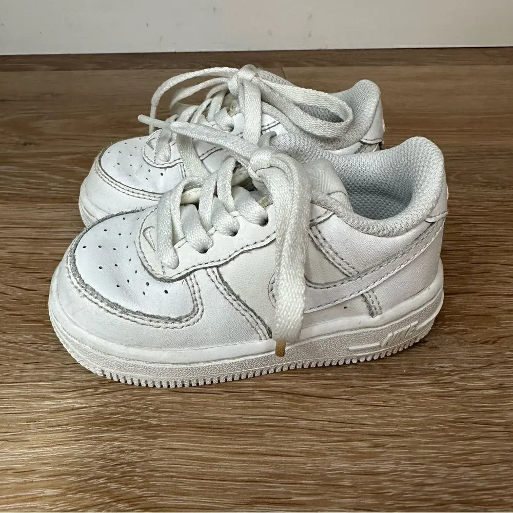 Nike Airforce 1 Low Triple White Leather Baby Sneaker Shoes, Size 5C